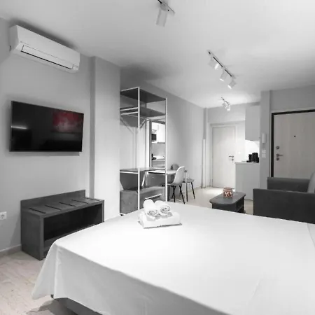 Modeva, Nilie Hospitality Mgmt